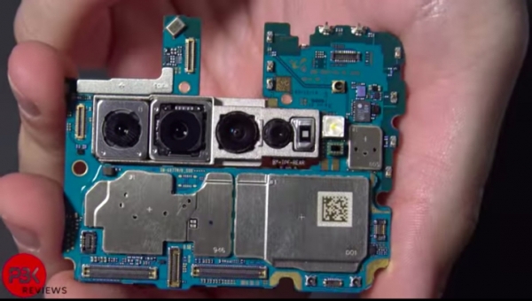 Samsung Galaxy S10 5G: разборка и сборка специального издания на видео