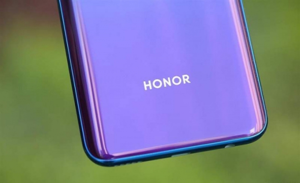 Honor потерял прототип смартфона и обещает €5000 за ее возвращение