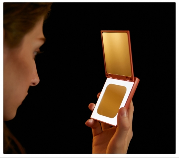 Xiaomi VH Makeup Mirror Mini: зеркало для макияжа с LED-подсветкой и батареей на 3000 мАч за $18