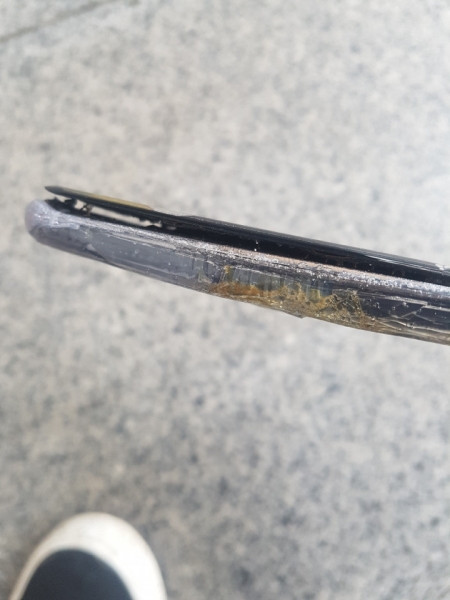 Galaxy S10 5G загорелся и уничтожил сам себя