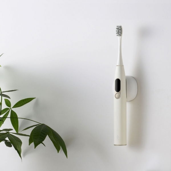 Xiaomi Oclean X Smart Electric Toothbrush: электронная зубная щётка с цветным сенсорным дисплеем за $36