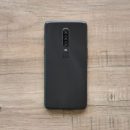 OnePlus 7 Pro впервые показал тройную камеру на фото?