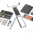 iFixit разобрал складной Galaxy Fold и показал, насколько легко его сломать