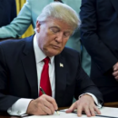 Трамп запретил использовать оборудование Huawei