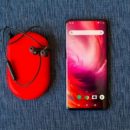 Китайцы массово покупают OnePlus 7 Pro, продавая свои Galaxy S10